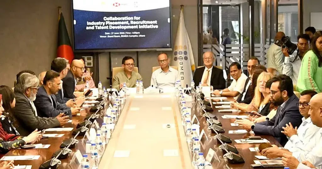 বিনিয়োগবান্ধব পরিবেশ গড়ে তুলতে দ্রুত সংস্কার কার্যক্রম বাস্তবায়ন করছে সরকার : বাণিজ্যমন্ত্রী