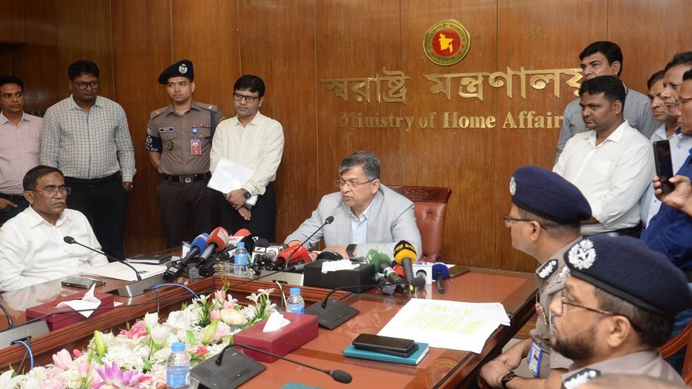 বেনজীরকে ফেরাতে দুবাইয়ে প্রত্যর্পণ আবেদন পাঠানো হয়েছে: স্বরাষ্ট্রমন্ত্রী