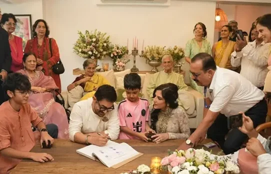 পরিবার ও সন্তানদের নিয়ে আমিরের তৃতীয় বিয়ে সম্পন্ন