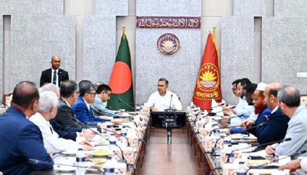 চা শিল্পের উন্নয়নে সহযোগিতার আশ্বাস প্রধানমন্ত্রীর