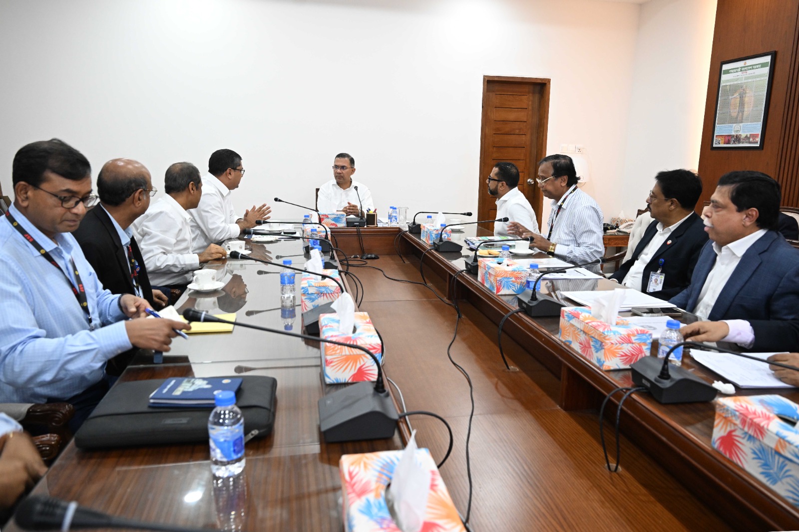 প্রধানমন্ত্রীর সভাপতিত্বে ধানমণ্ডি-গুলশান লেক সংস্কারবিষয়ক বৈঠক