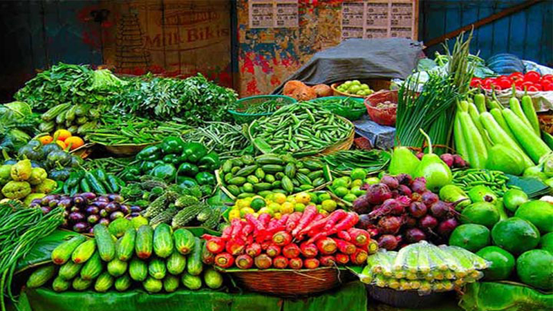 হঠাৎ চড়া সবজির বাজার