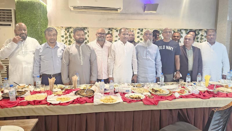 নোয়াখালী জেলা পরিষদের প্রশাসকের সাথে বৃহত্তর নোয়াখালী সমিতির মতবিনিময়